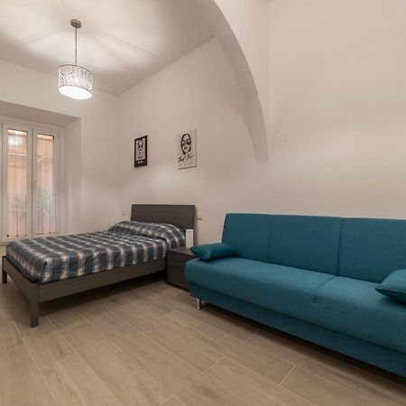 Terme Di Traiano Apartment - 10 Min Dal Colosseo Rom Exterior foto